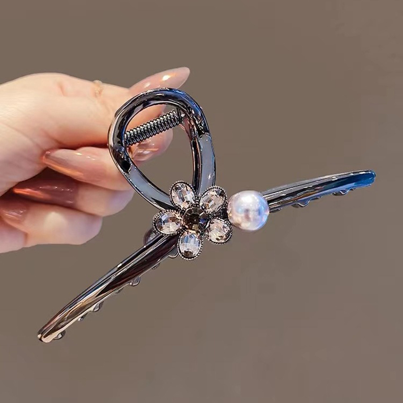 Black Crystal Flower Large Hai - Hair Clip Claw Large recension och pris