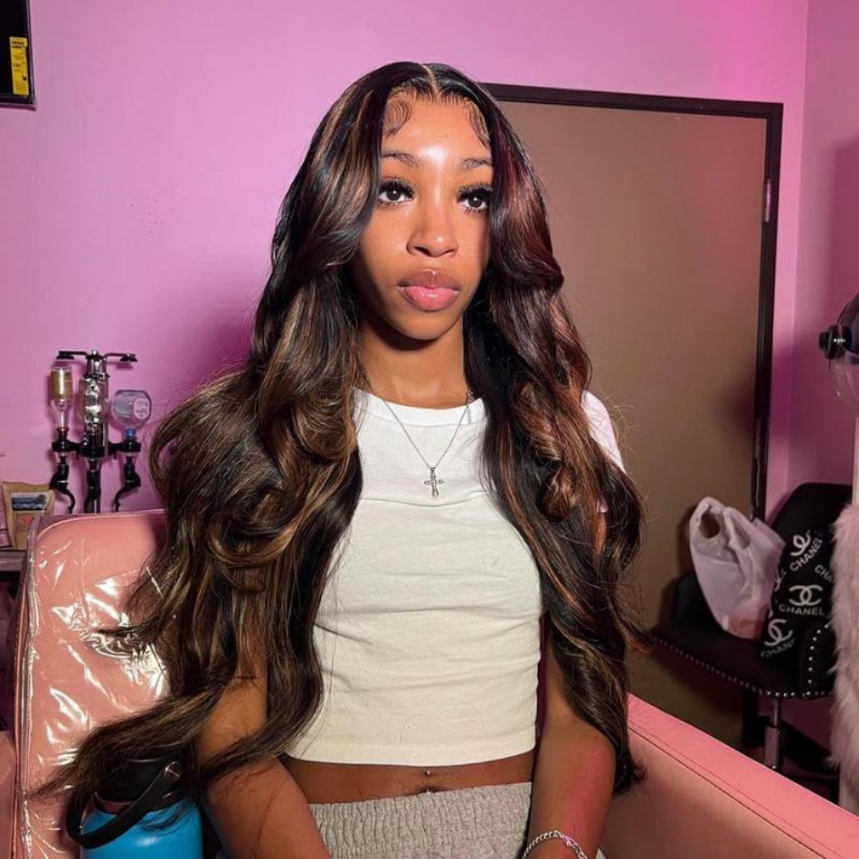 P1B30 Highlight Ombre Body Wav - Lace Front Wig recension och pris